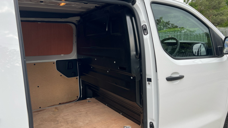 Citroen Dispatch M Diesel 1.5 BlueHDi 120ps Van Enterprise